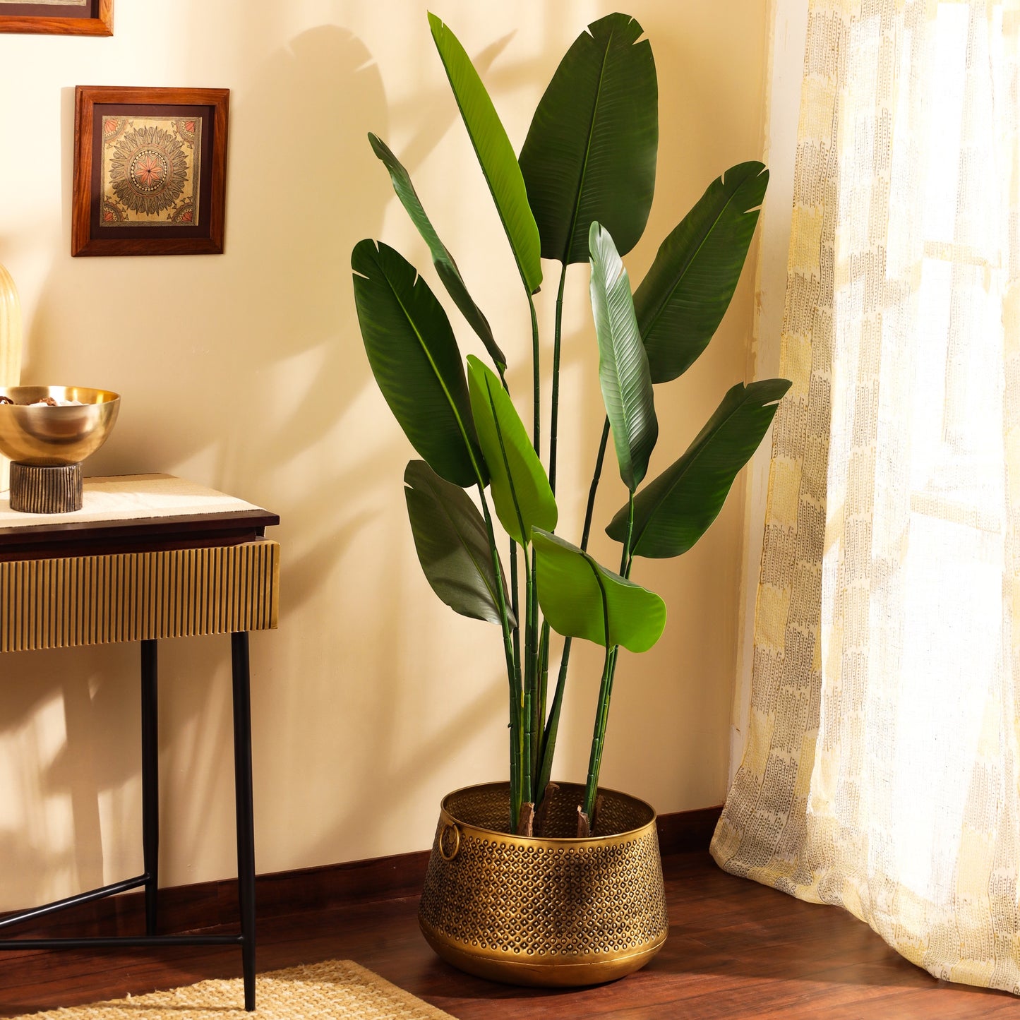 Artificial Banana Tree in Black Pot (5 Feet)