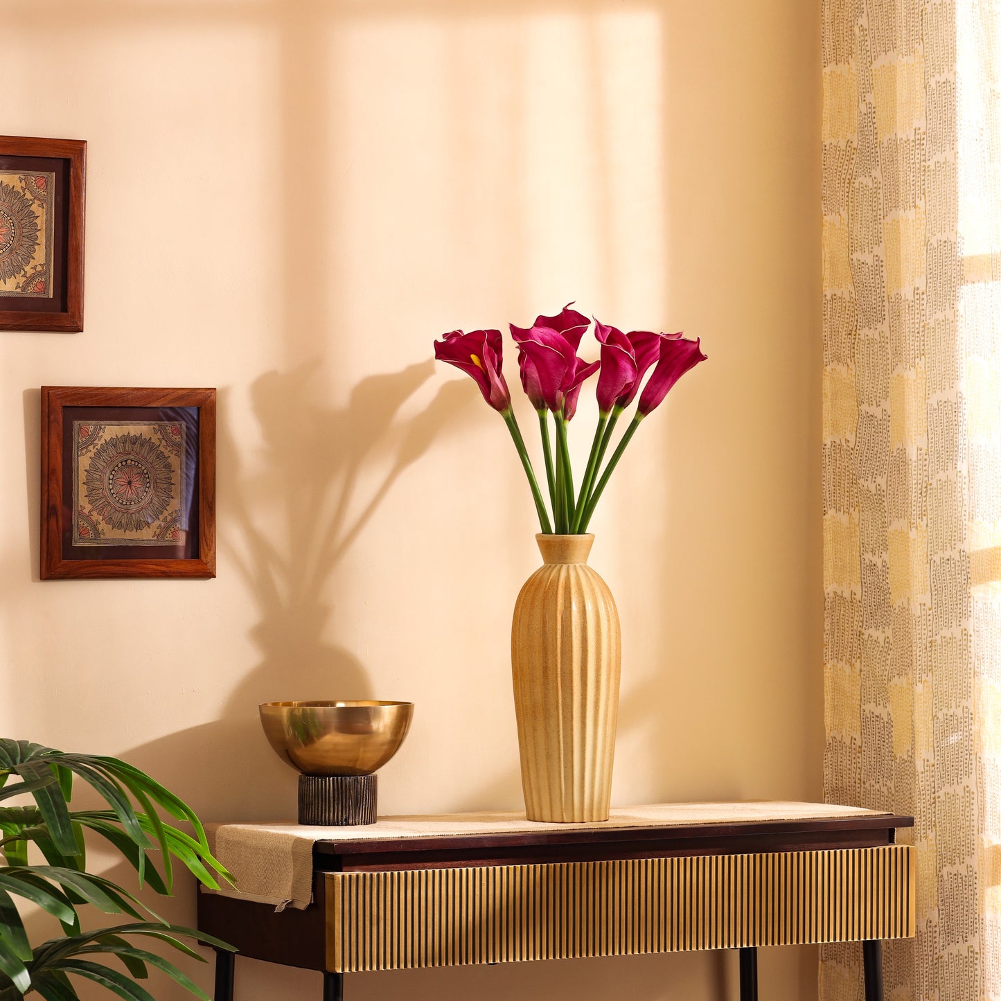 Artificial Calla Lily Flower Sticks (5 Sticks, 2.2 Feet, Purple)