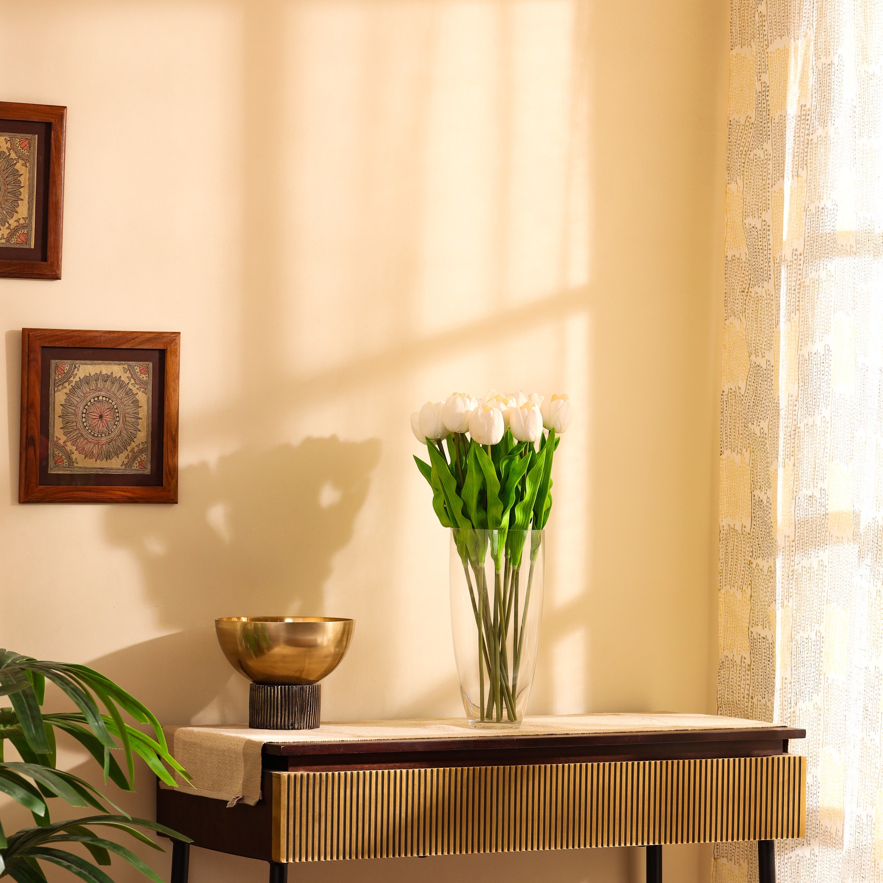 luxe artificial tulip flower sticks set of 5 sticks white color 1.5 feet for home and office decor for indoor and outdoor use 